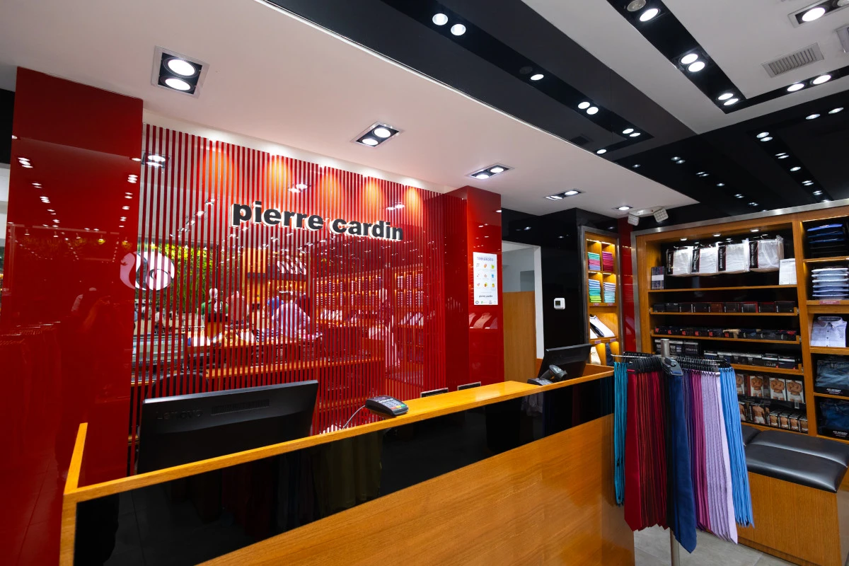 PIERRE CARDIN