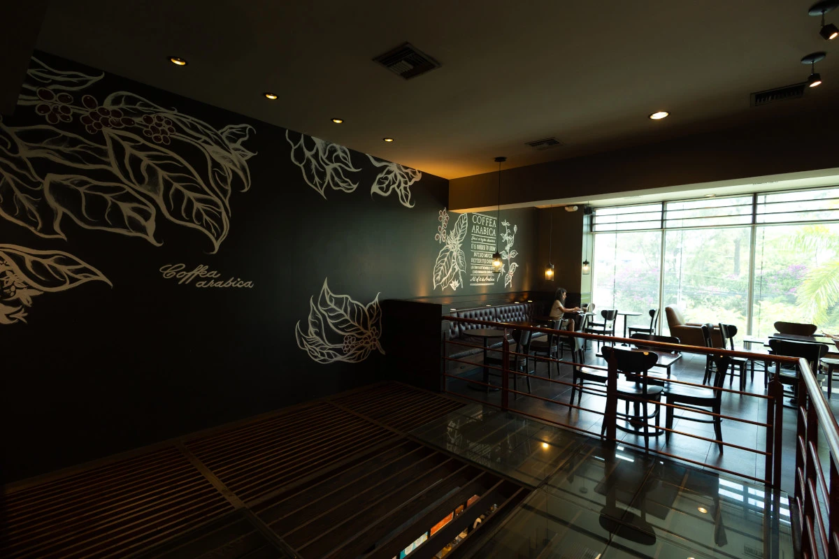 STARBUCKS