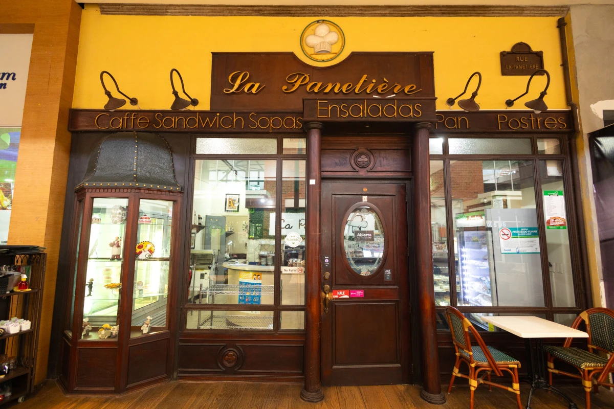 LA PANETIERE